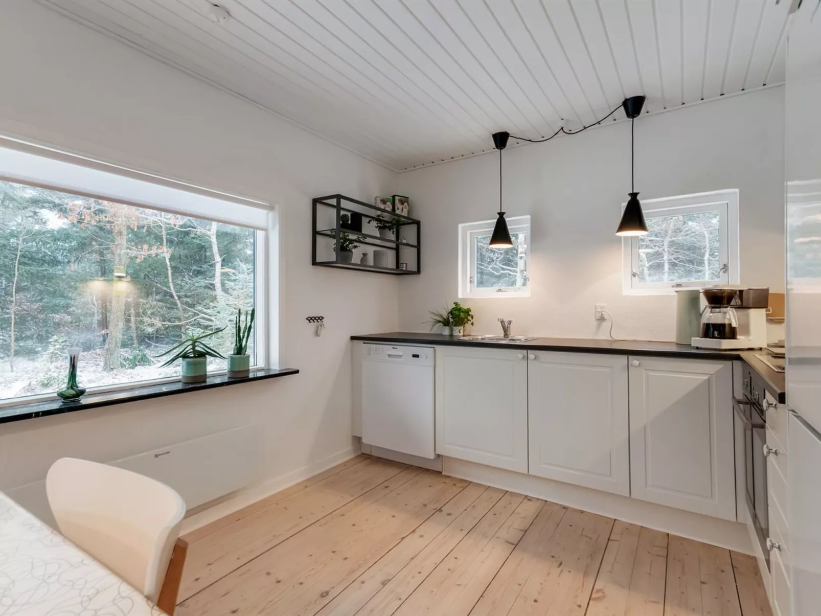 "Rigitte" - 1.5km from the sea-Inside