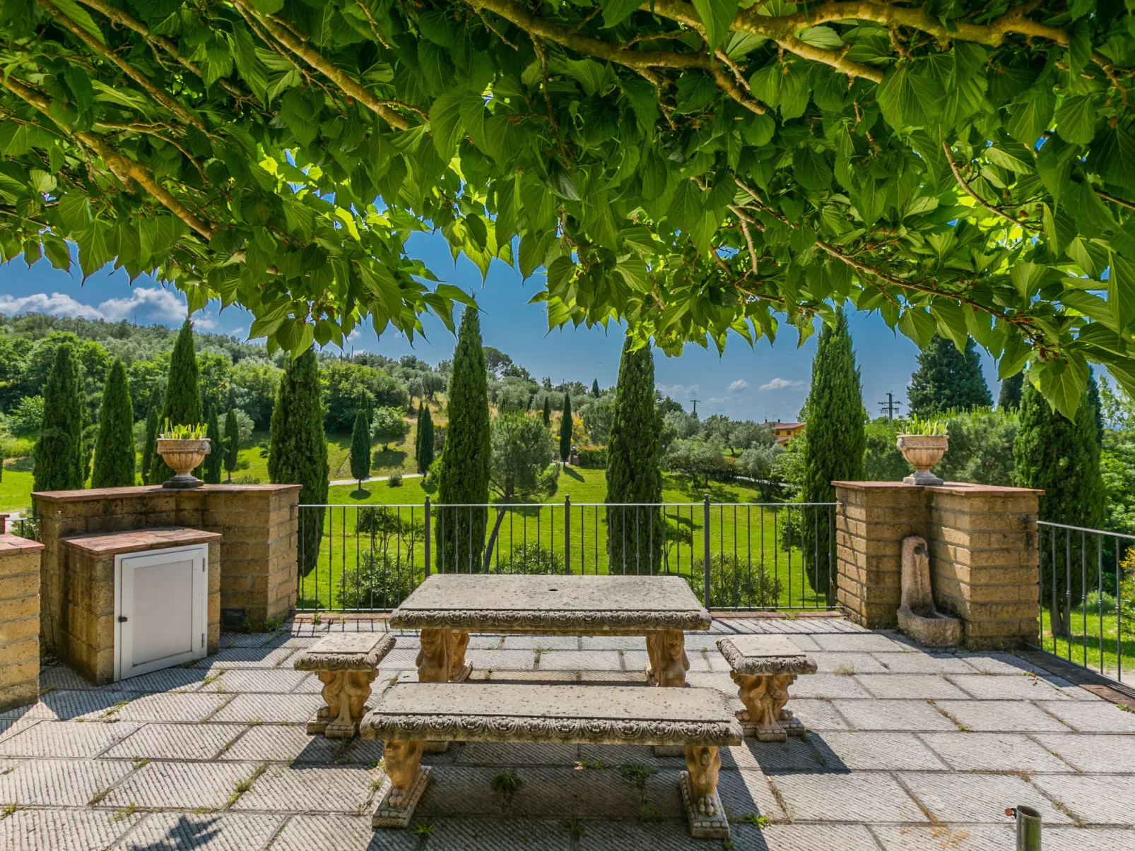 Il Casale-Outside