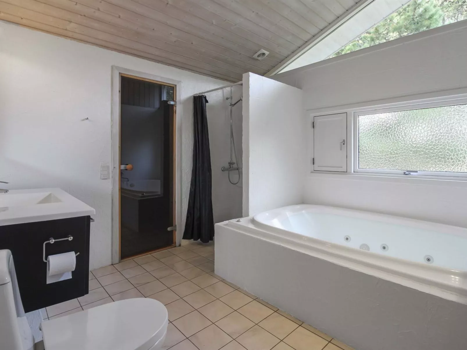 "Birgita" - 700m from the sea-Inside