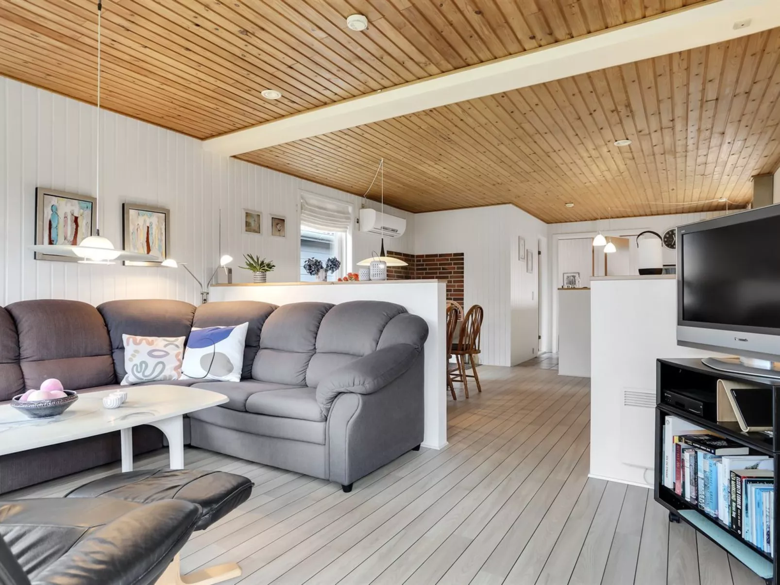 "Blek" - 300m from the sea-Dedans