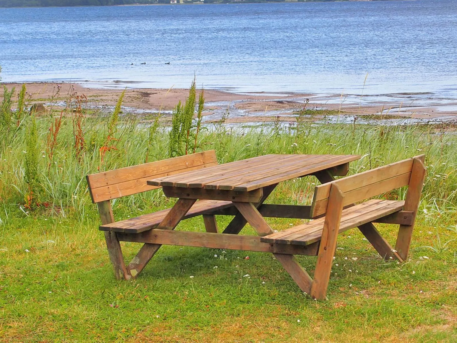 "Melia" - 50m to the fjord-Outside