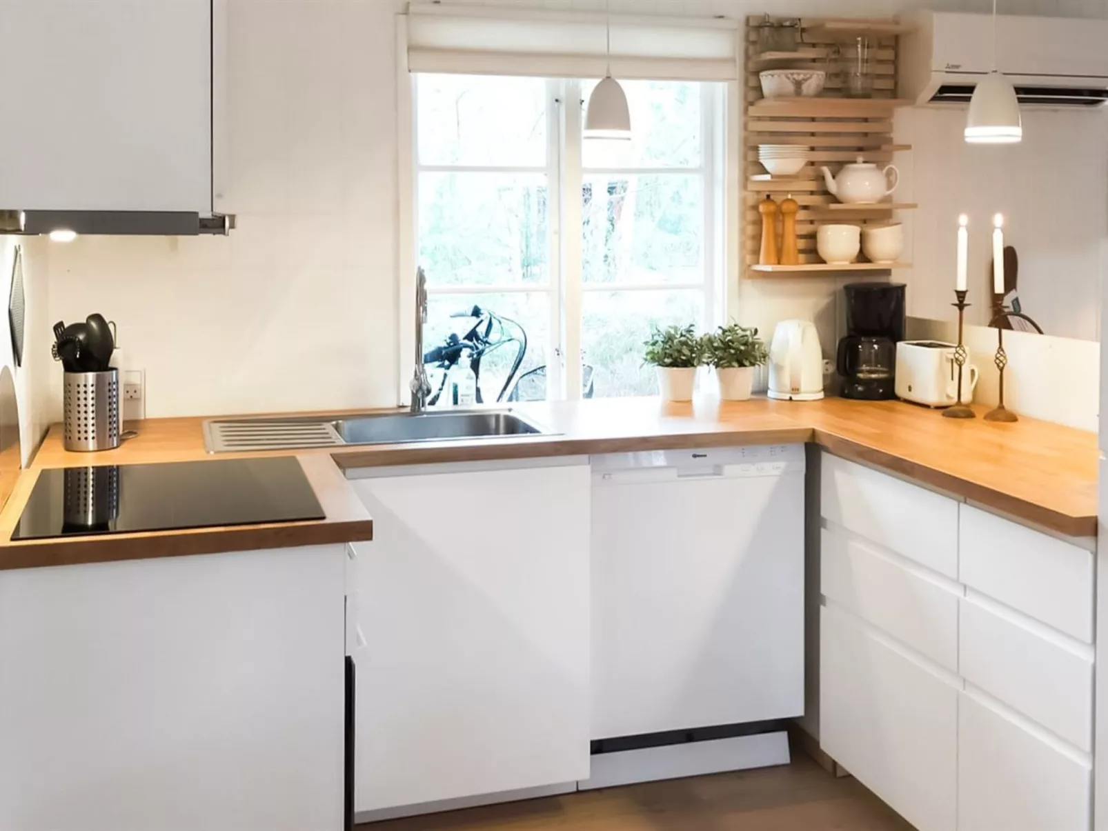 "Selvi" - 125m from the sea-Drinnen