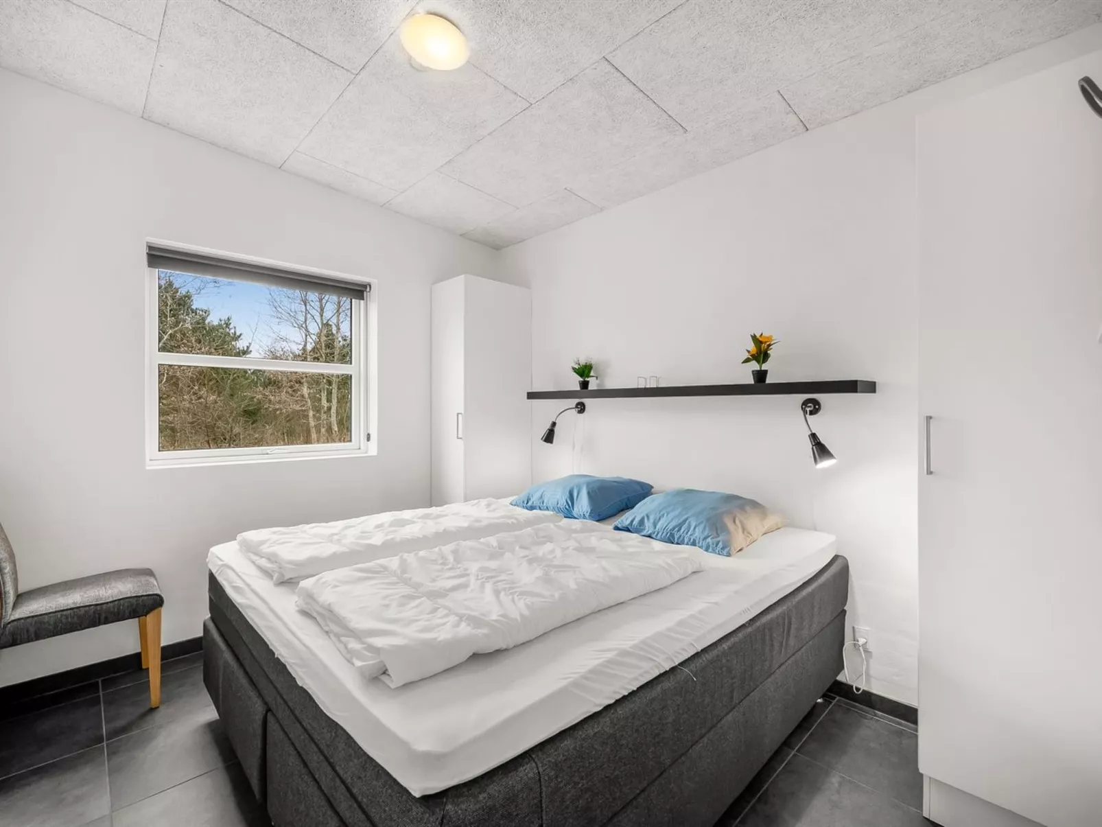 "Jarven" - 500m to the fjord-Dedans