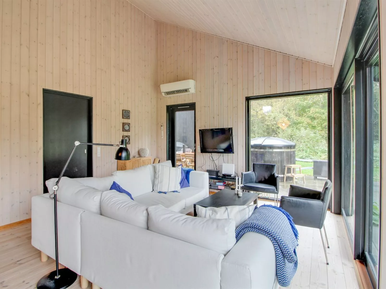 "Rufina" - 850m from the sea-Inside