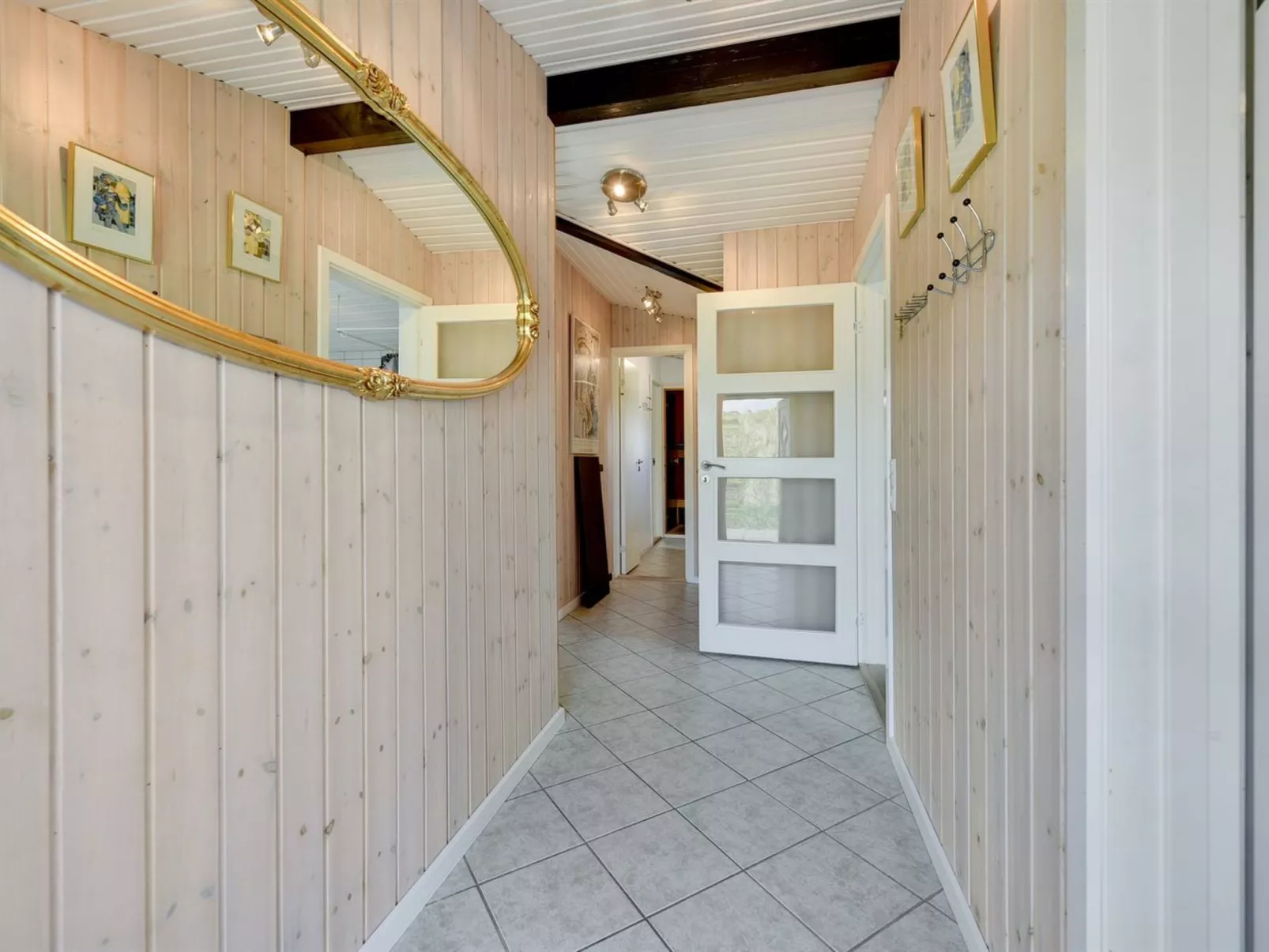 "Jess" -  from the sea-Inside