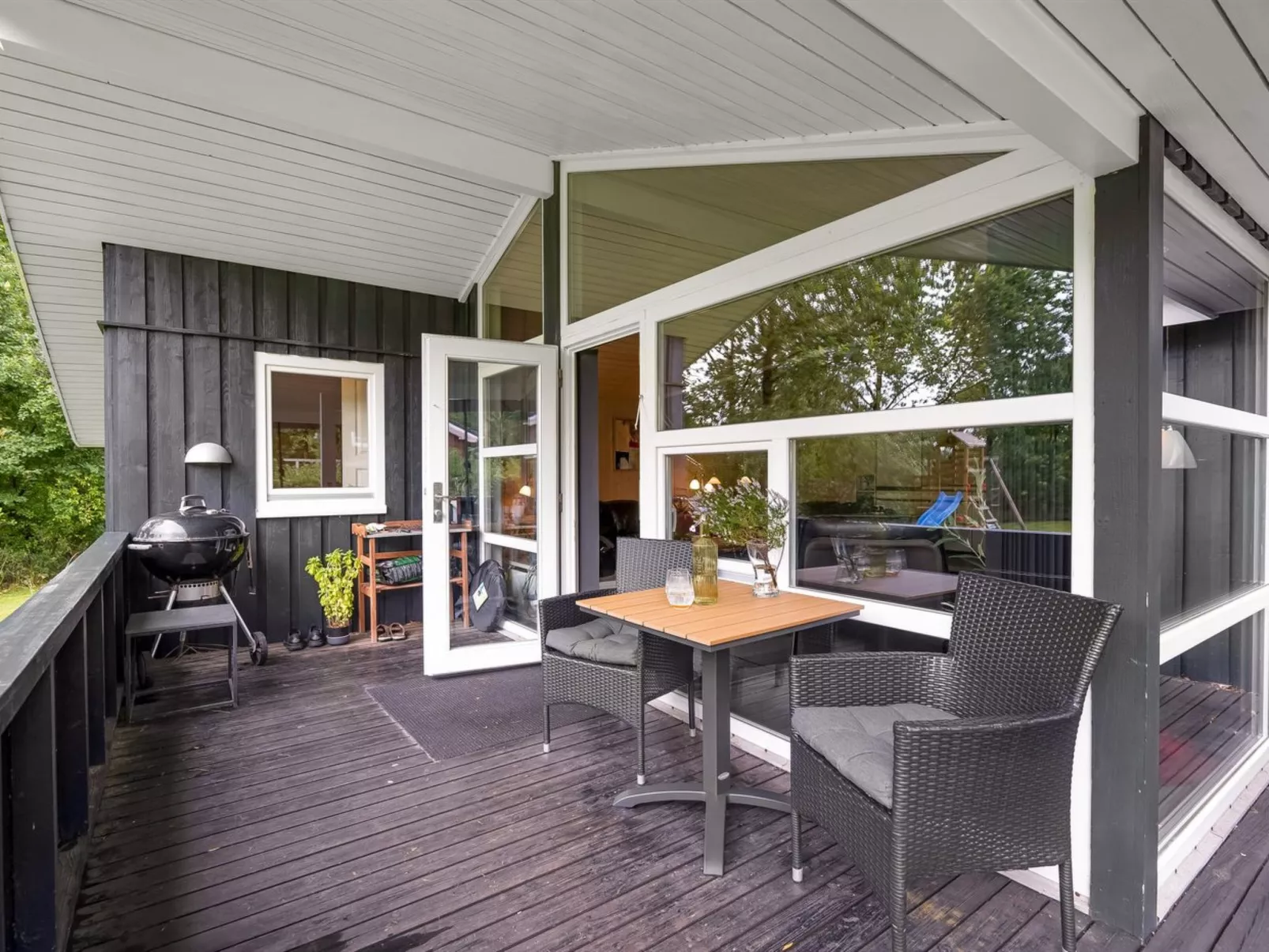 "Gurly" - 25km from the sea-Outside