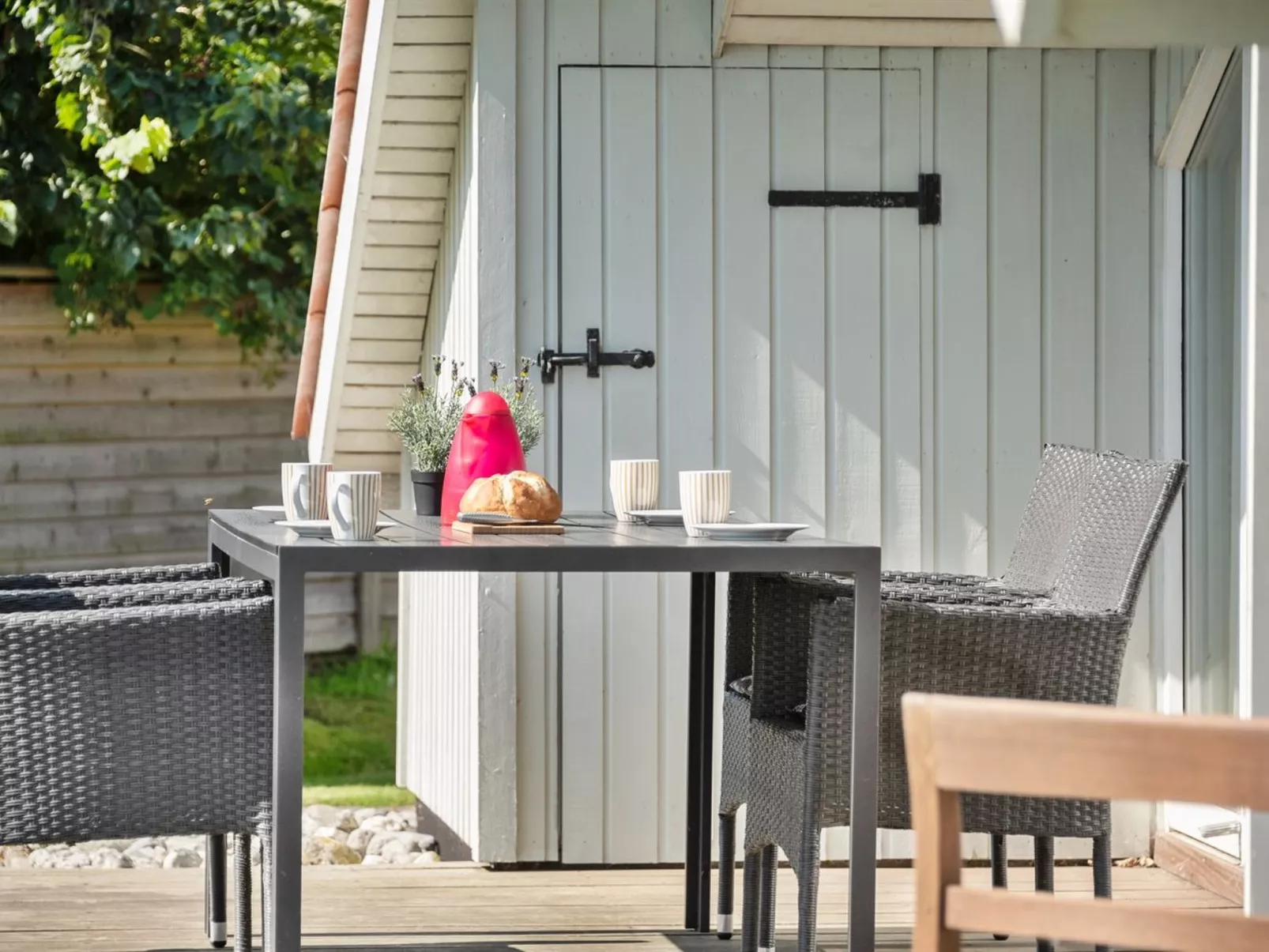 "Katrina" - 50m to the fjord-Outside