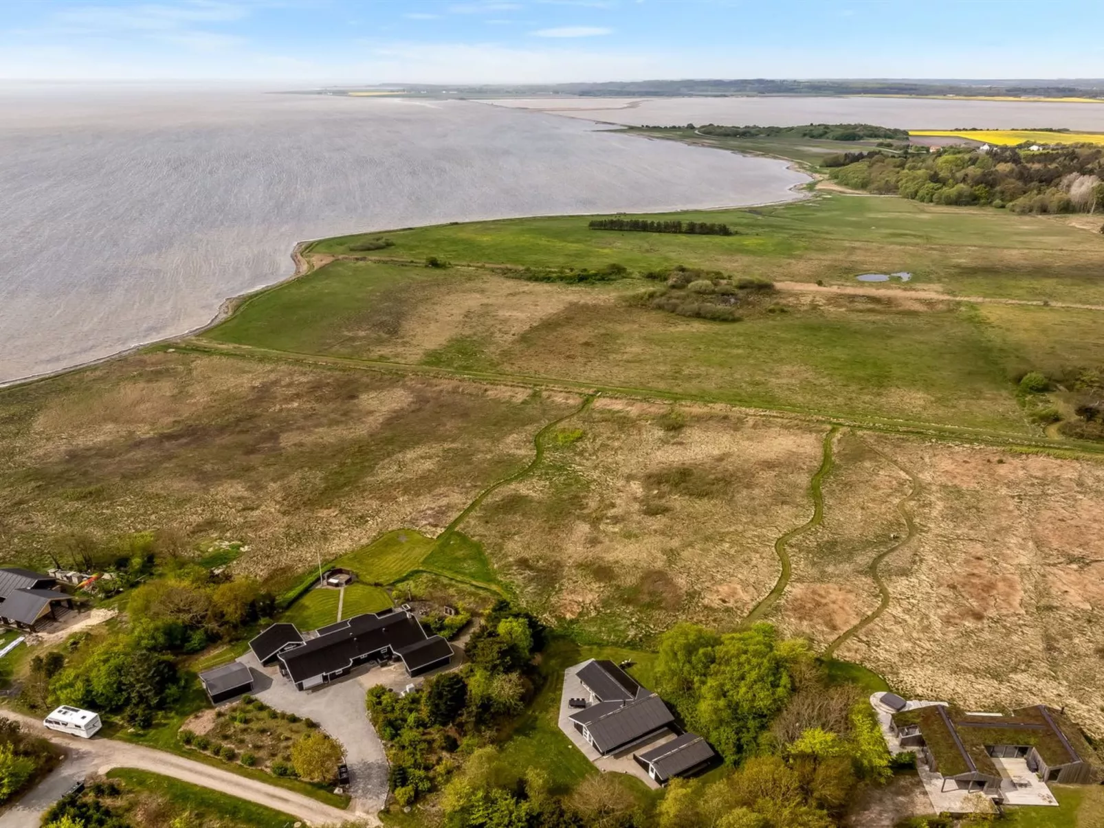 "Eske" - 200m to the fjord-Outside