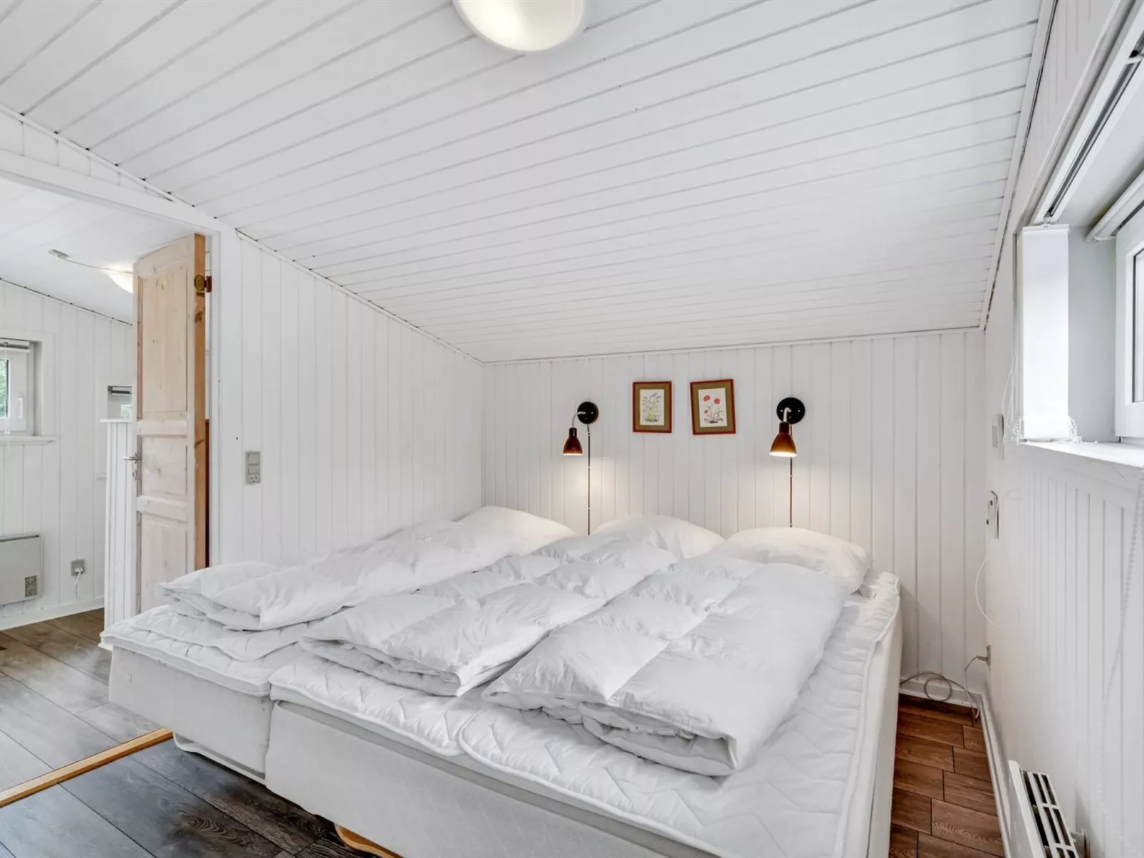 "Anline" - 900m to the fjord-Inside