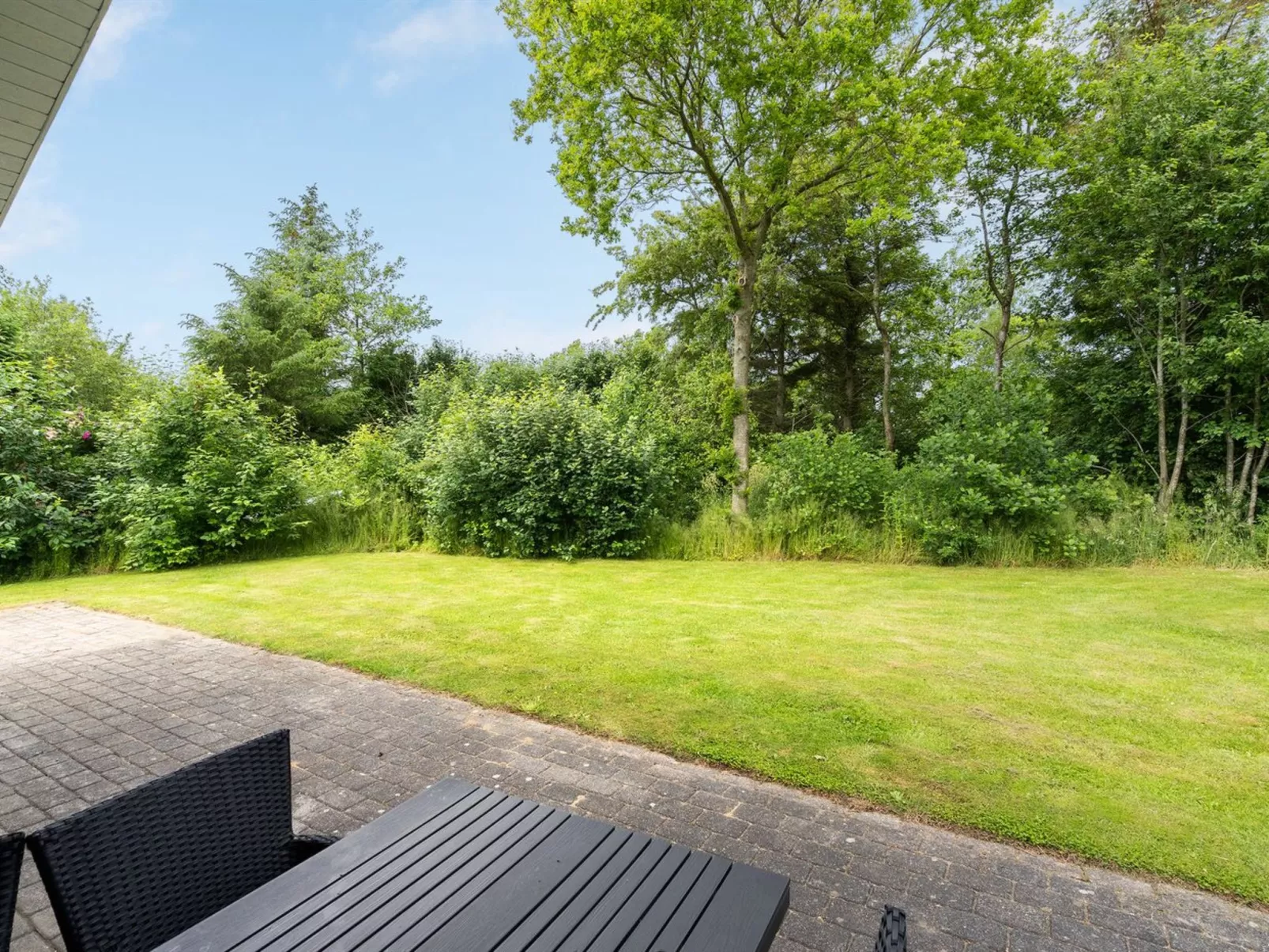 "Jarik" - 1.2km to the fjord-Outside