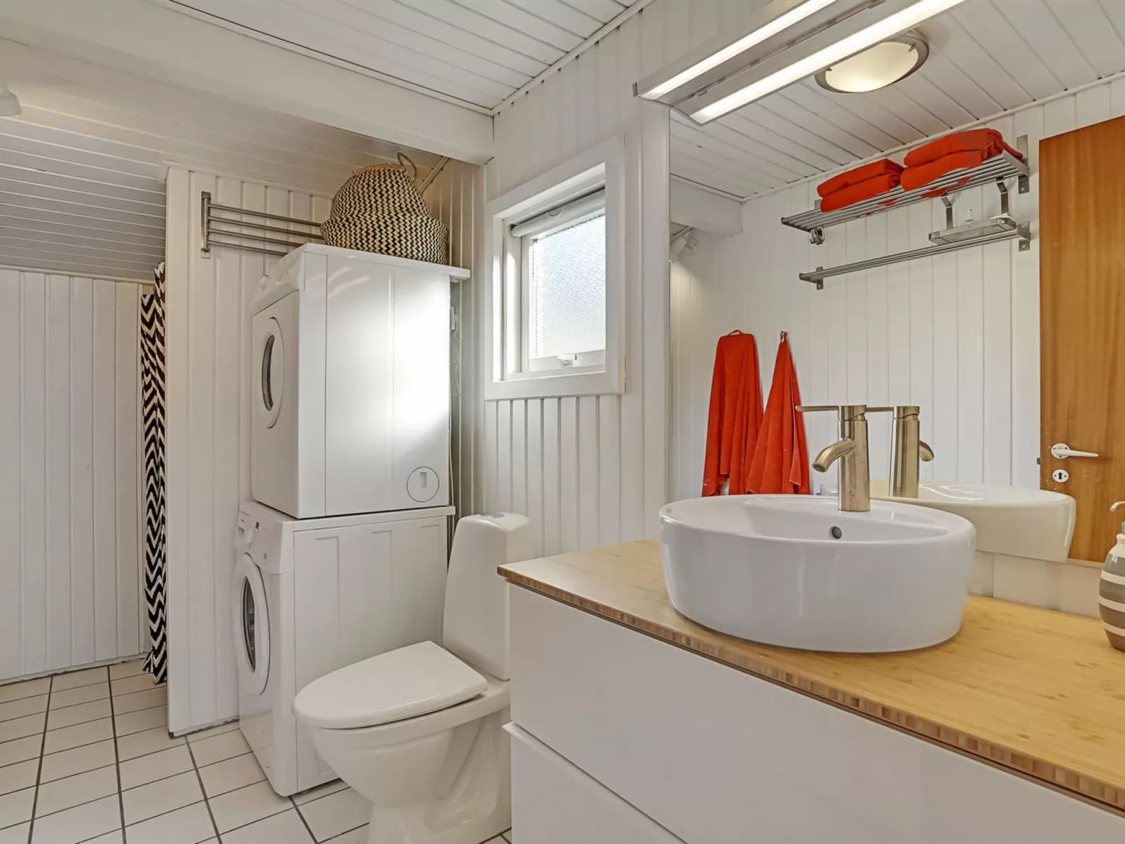 "Druscilla" - 650m from the sea-Drinnen