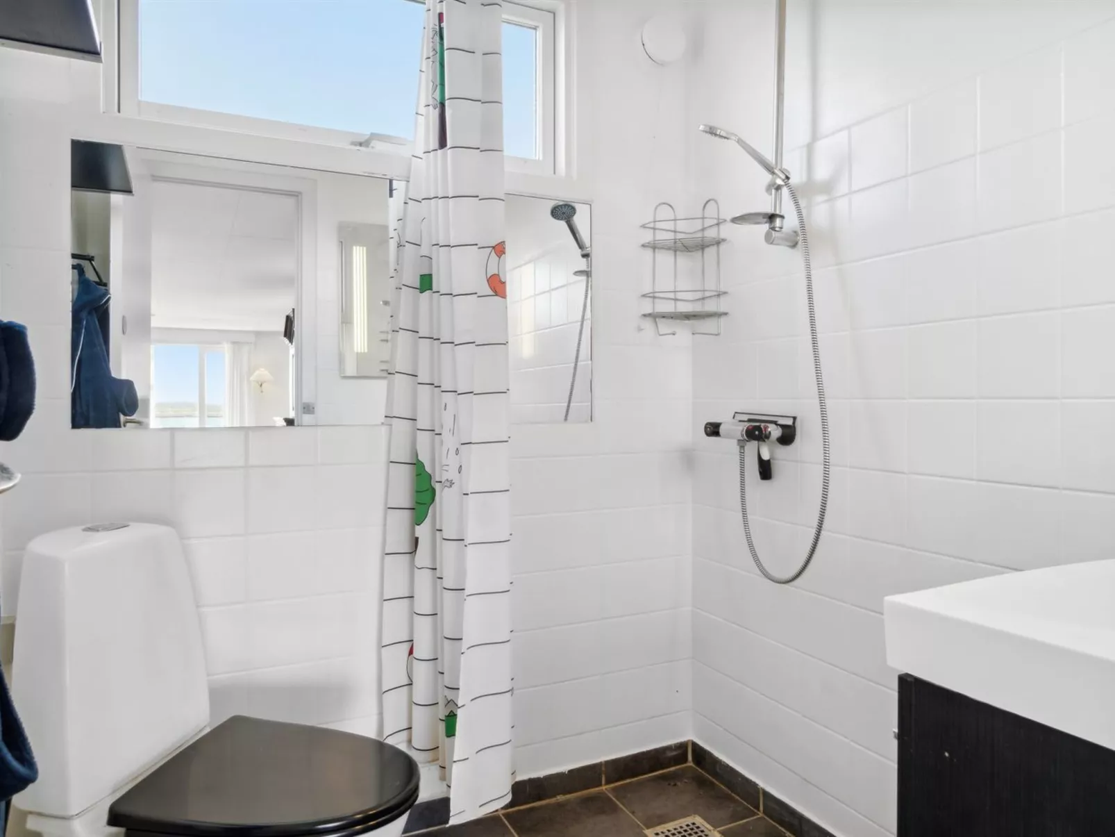 "Velika" - 25m to the fjord-Inside