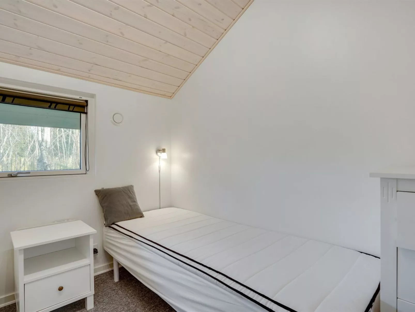 "Ingward" - 300m to the fjord-Dedans