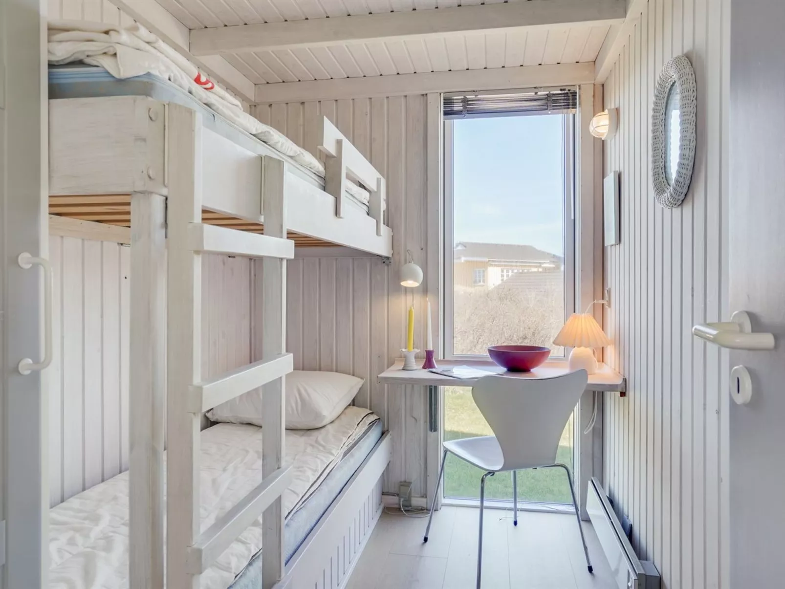 "Sigrid" - 400m from the sea-Inside