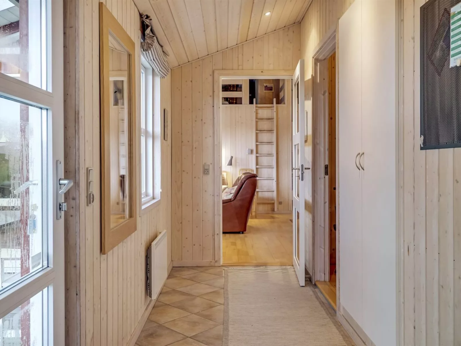 "Sighwarth" - 350m from the sea-Inside