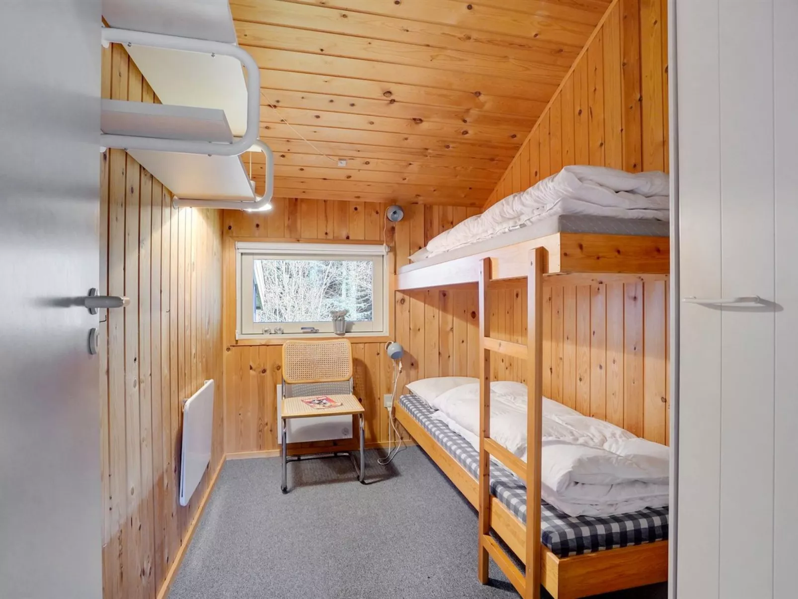 "Alwin" - 2.5km from the sea-Inside