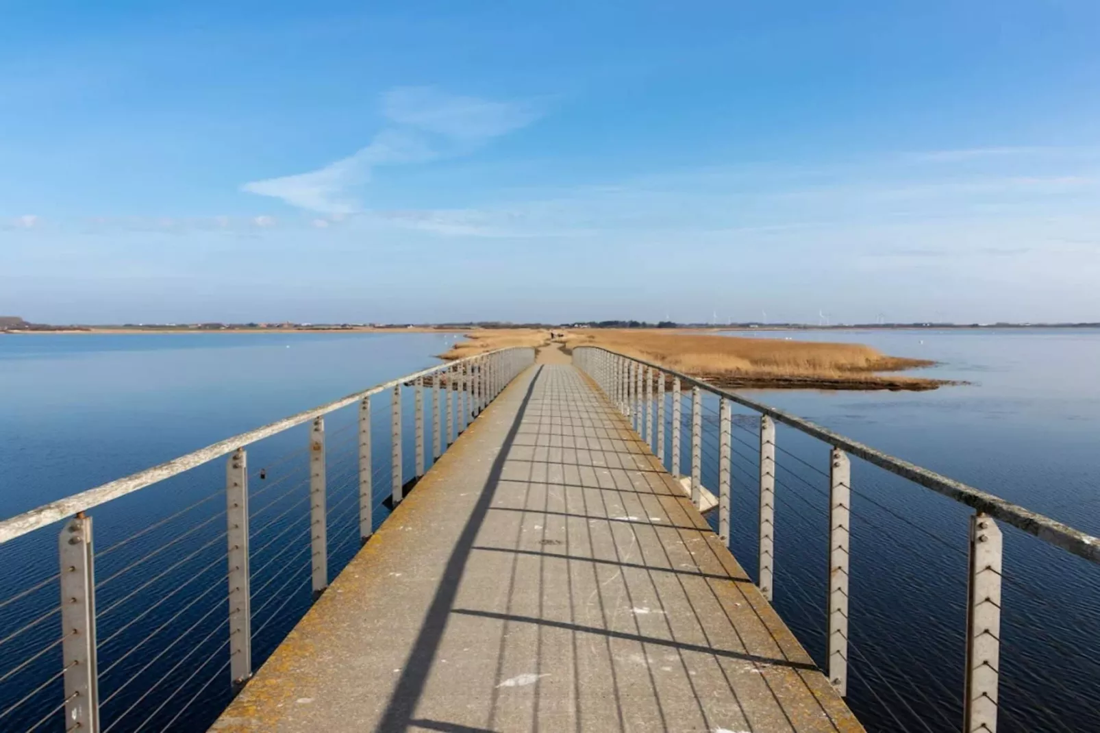 Maison de vacances pour 4 a Ringkøbing-By Traum-Vue sur l'eau