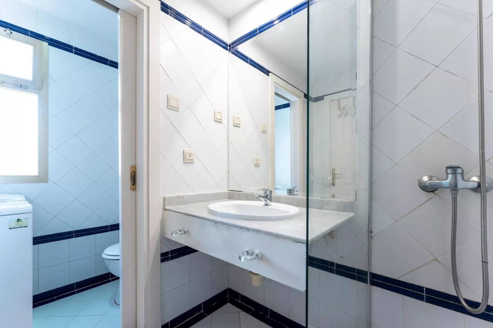 CT 239 - Romana Playa - First Beachline-Salle de bain