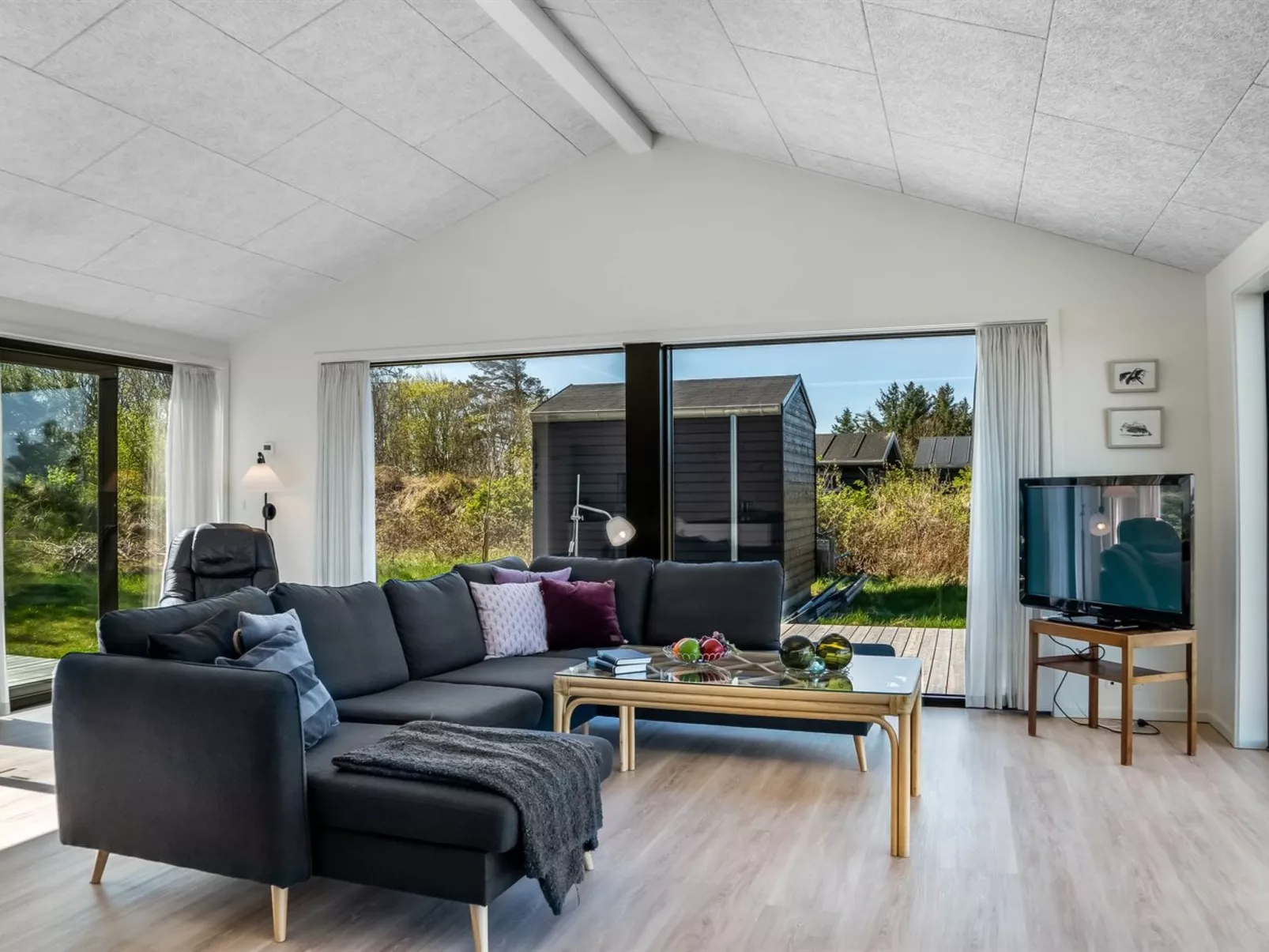 "Merete" - 900m from the sea-Drinnen