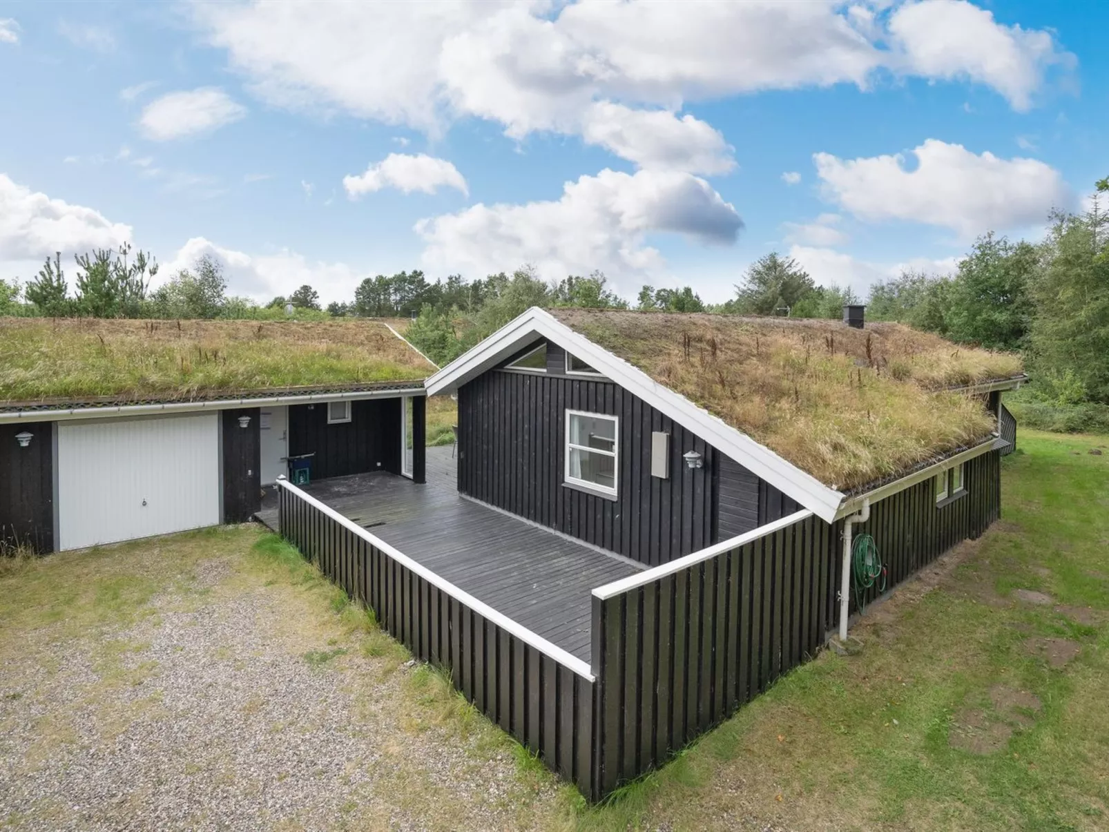 "Hagbard" - 2.6km from the sea-Dehors