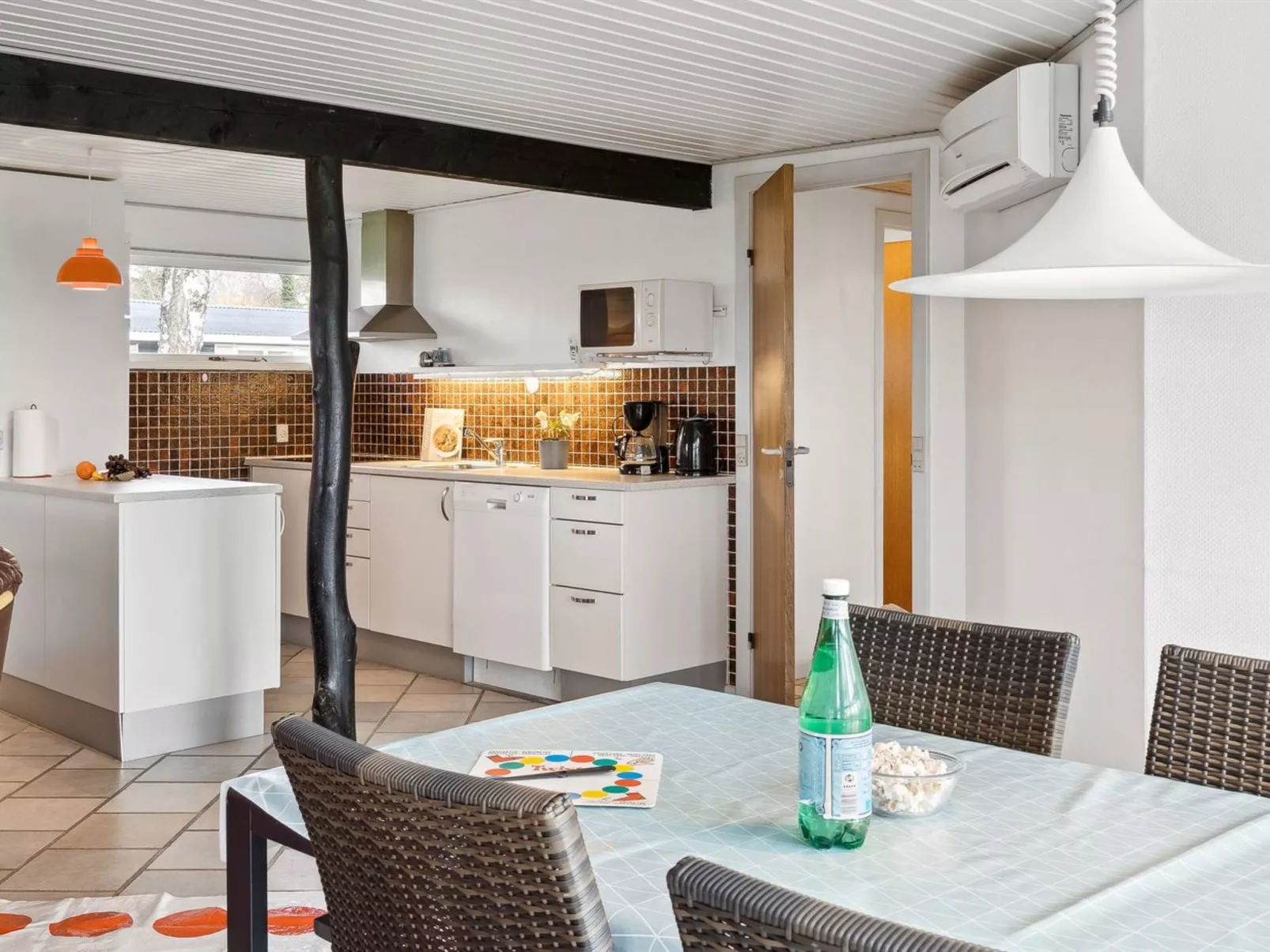 "Thara" - 100m from the sea-Inside