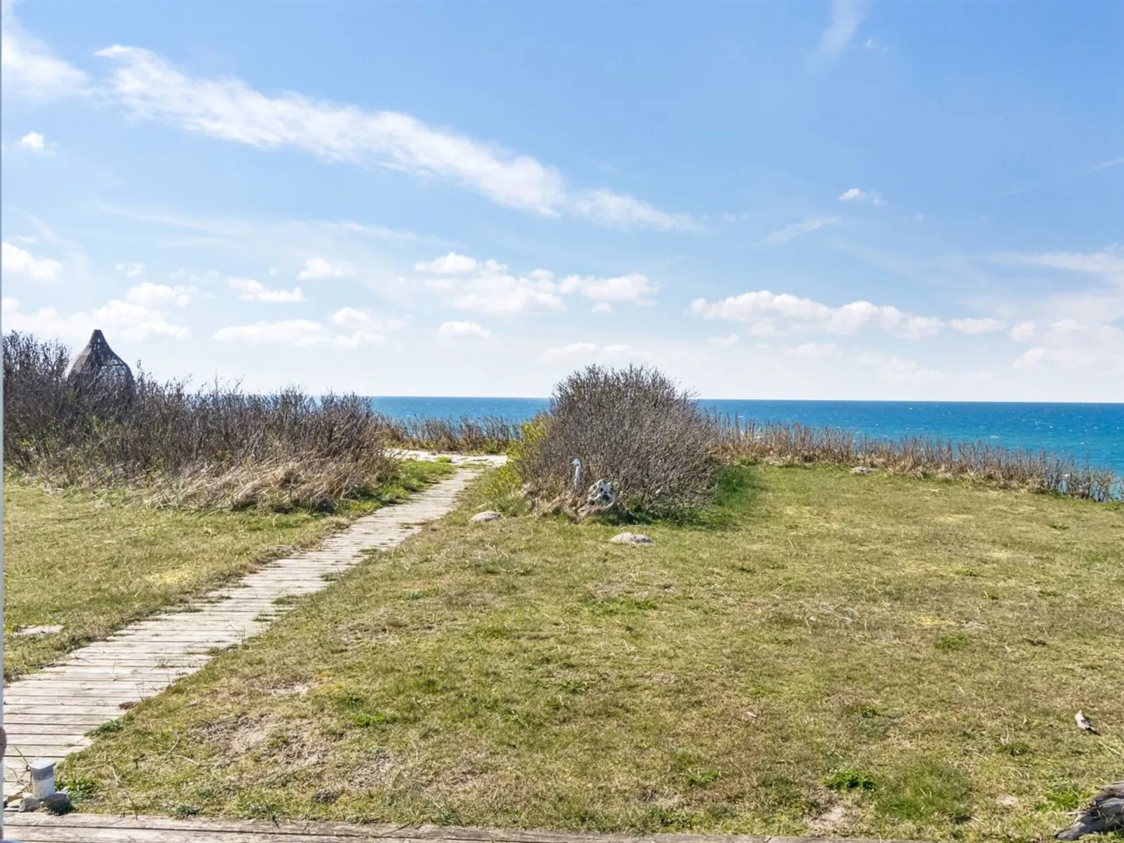 "Normand" - 50m from the sea-Draußen