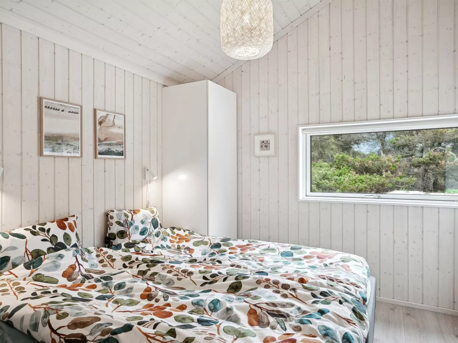 "Annvy" - 400m from the sea-Inside