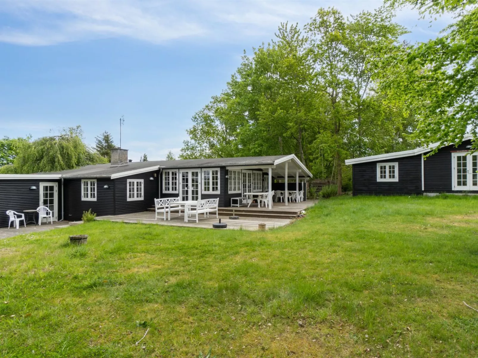 "Rami" - 2km from the sea-Outside