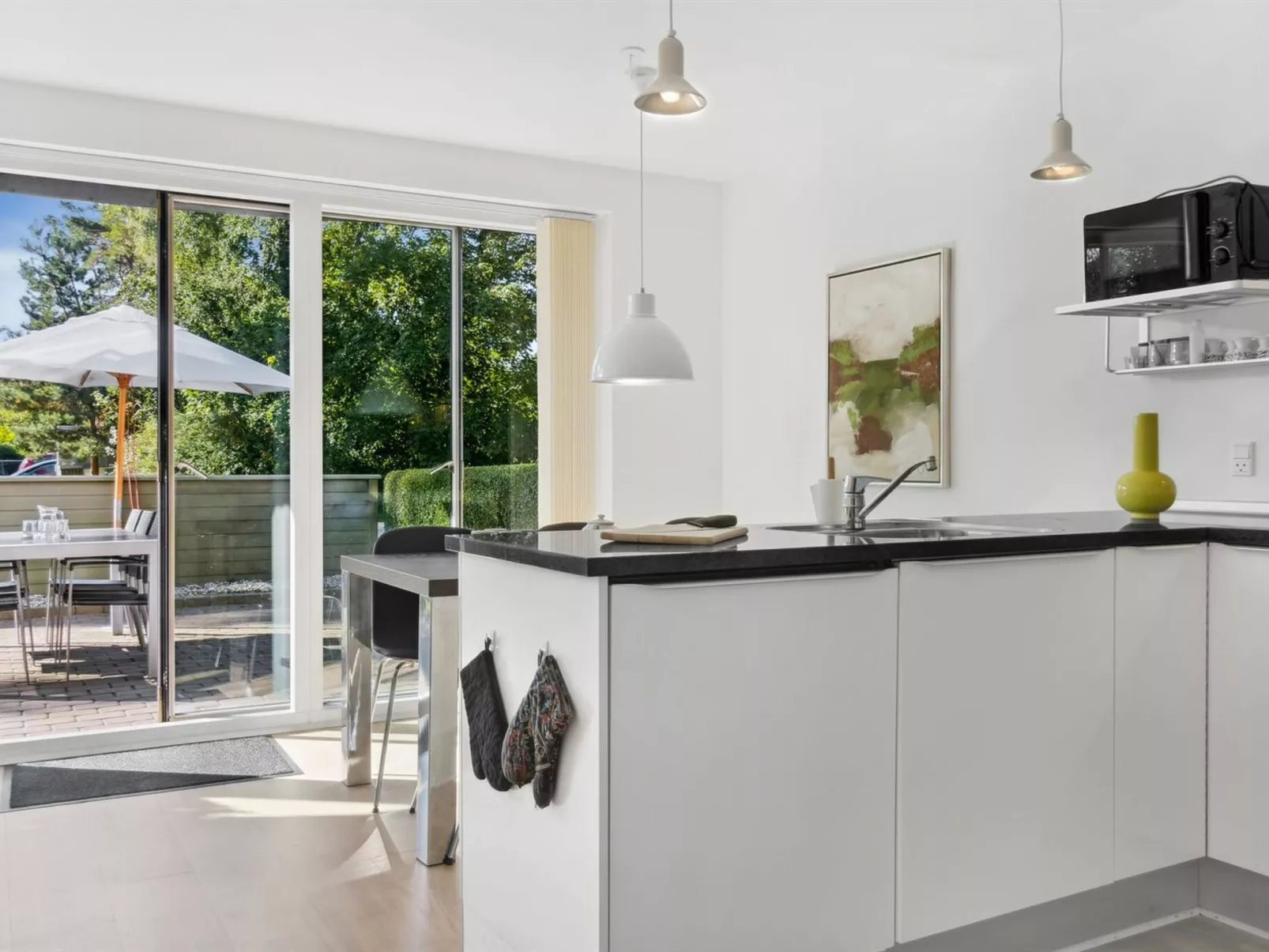 "Sophy" - 150m from the sea-Inside