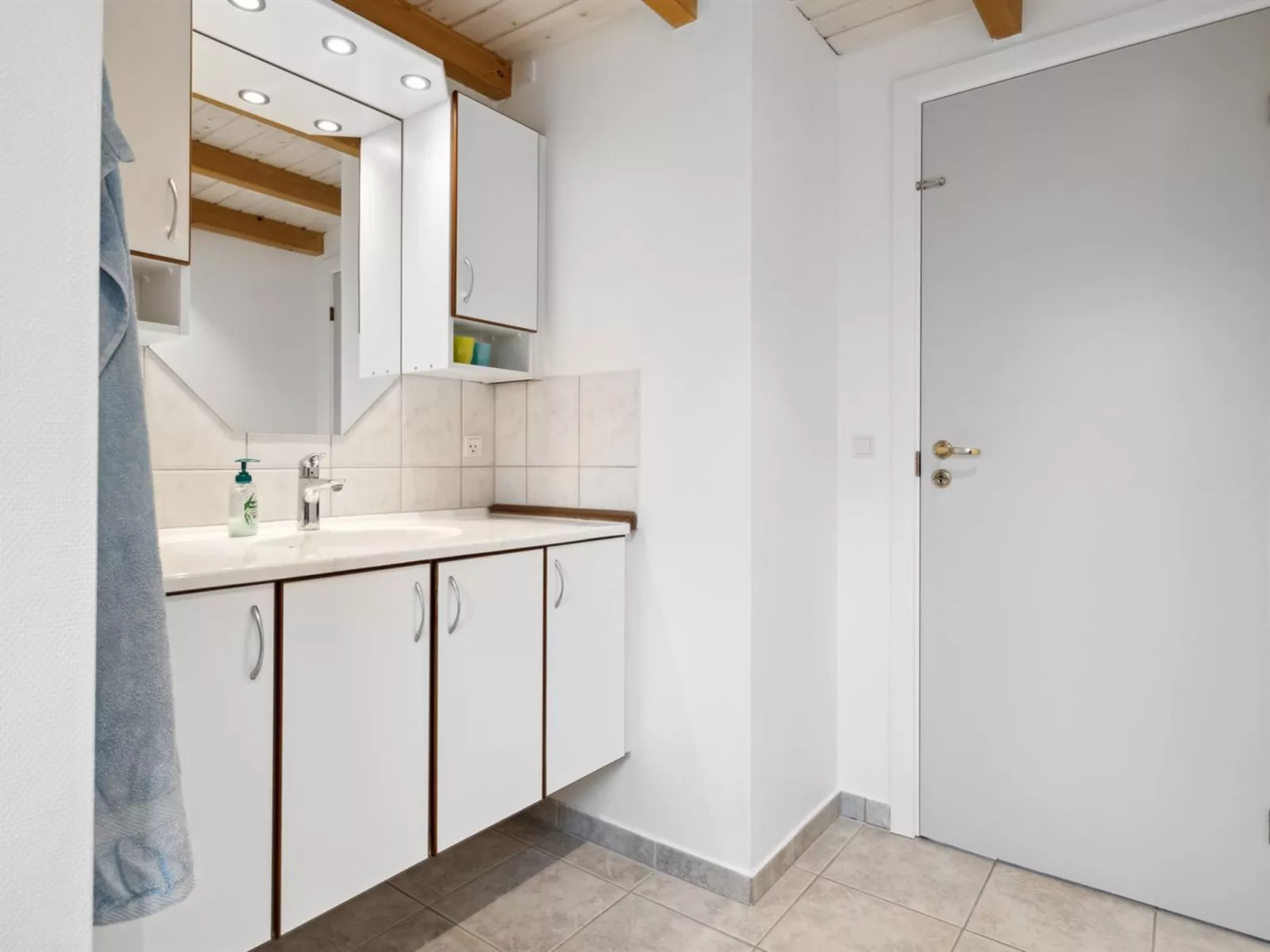 "Harald" - 300m from the sea-Inside