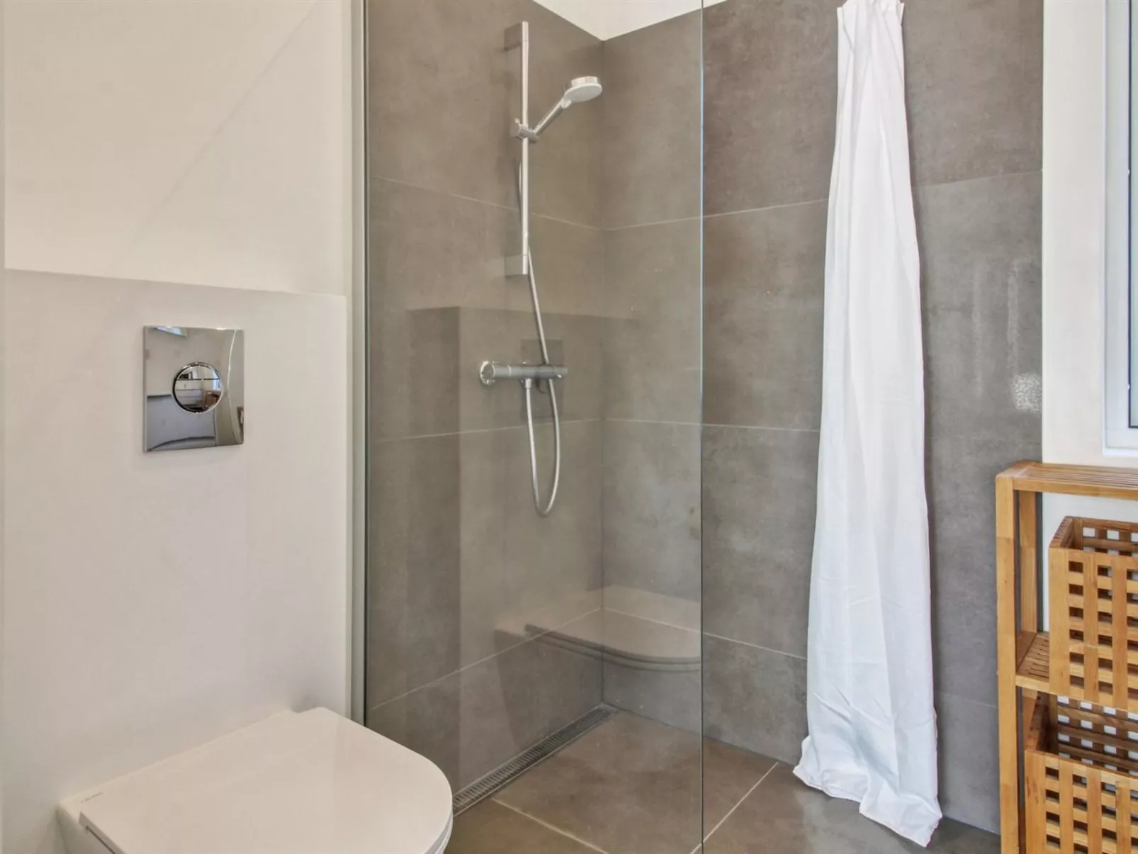 "Razmo" - 2.5km from the sea-Drinnen