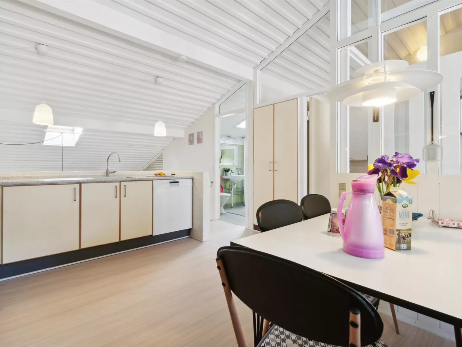 "Agga" - 500m from the sea-Drinnen