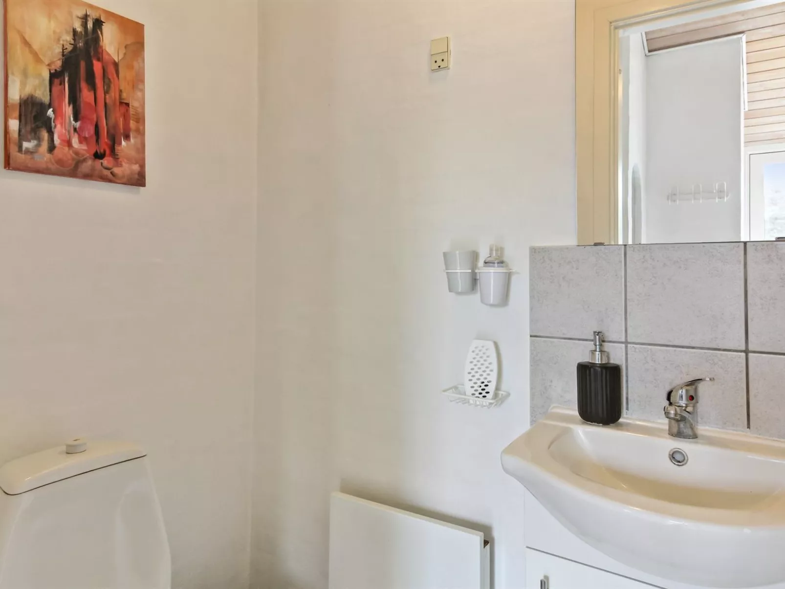 "Aike" - 400m from the sea-Inside