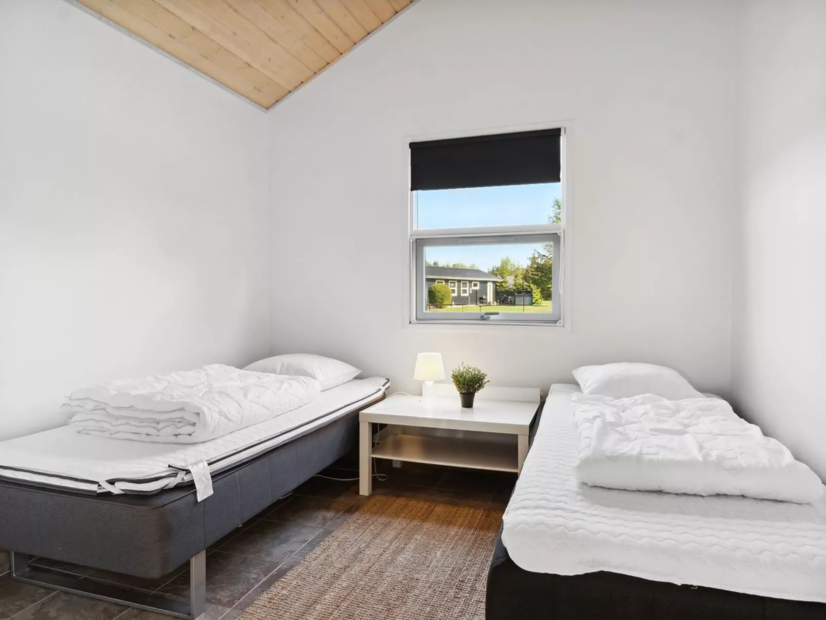 "Elmo" - 800m from the sea-Dedans