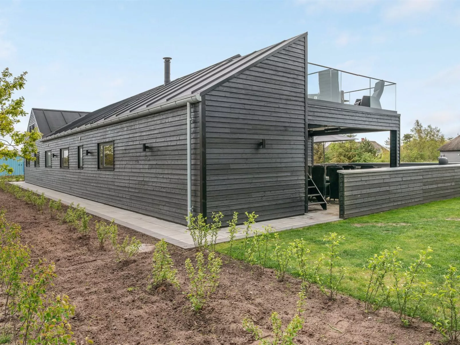 "Jonne" - 200m to the fjord-Draußen