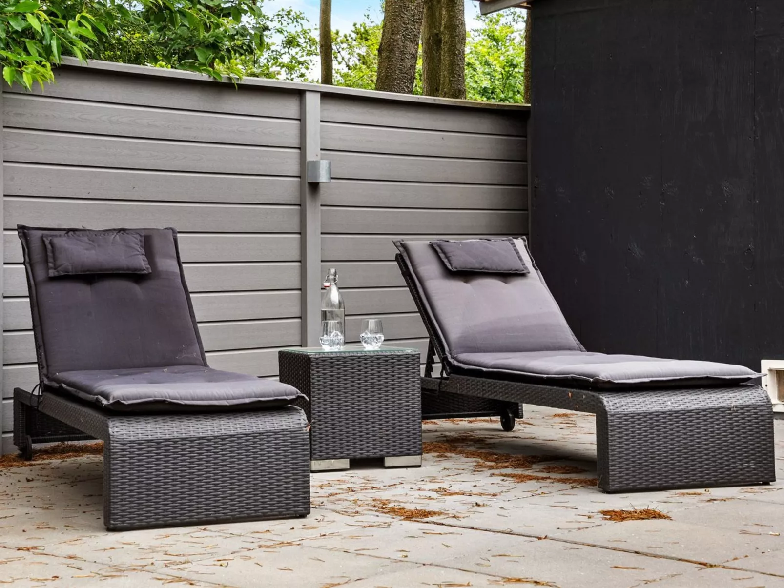 "Annelisa" - 200m to the fjord-Outside