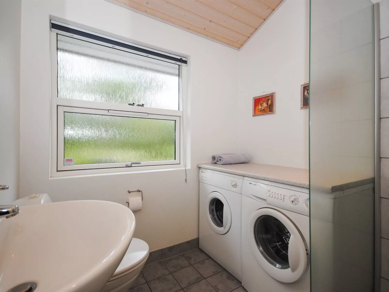 "Tamika" - 950m from the sea-Inside