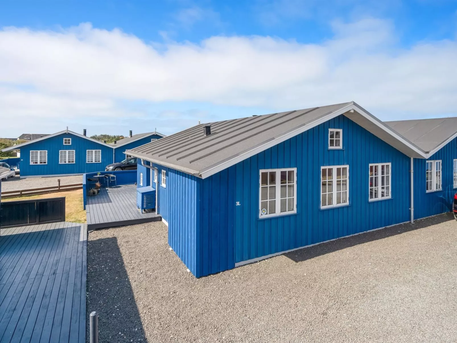 "Albertina" - 300m to the fjord-Outside