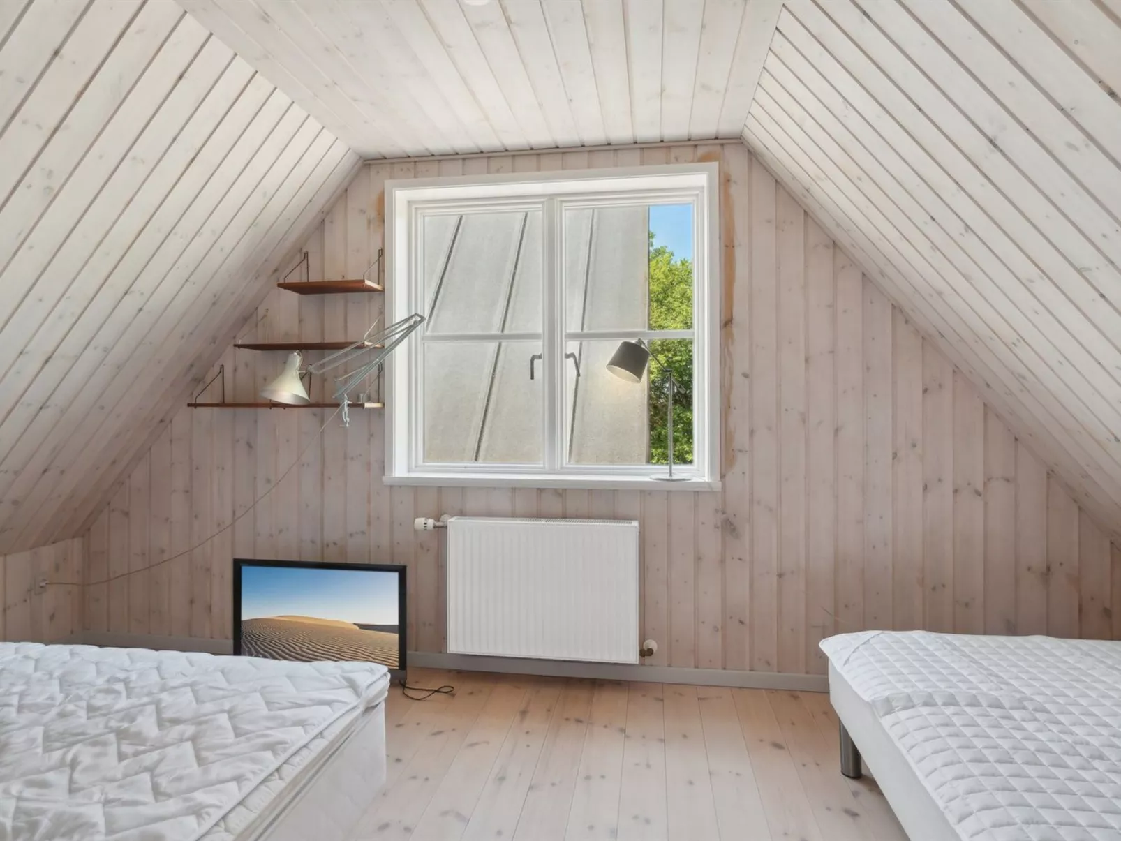 "Guthbrand" - 800m from the sea-Dedans