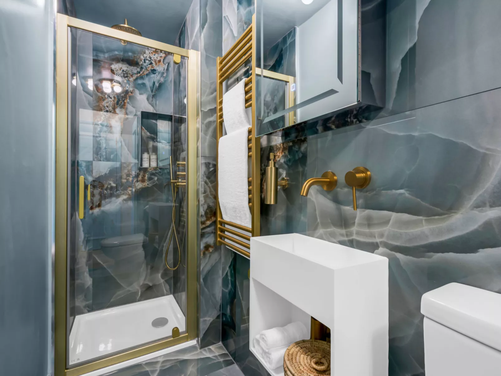 Kensington Studio-Inside