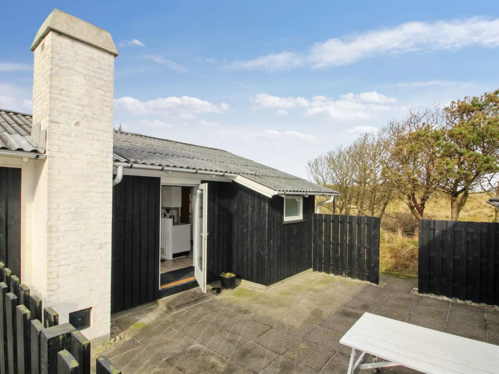 "Florencia" - 450m from the sea-Outside