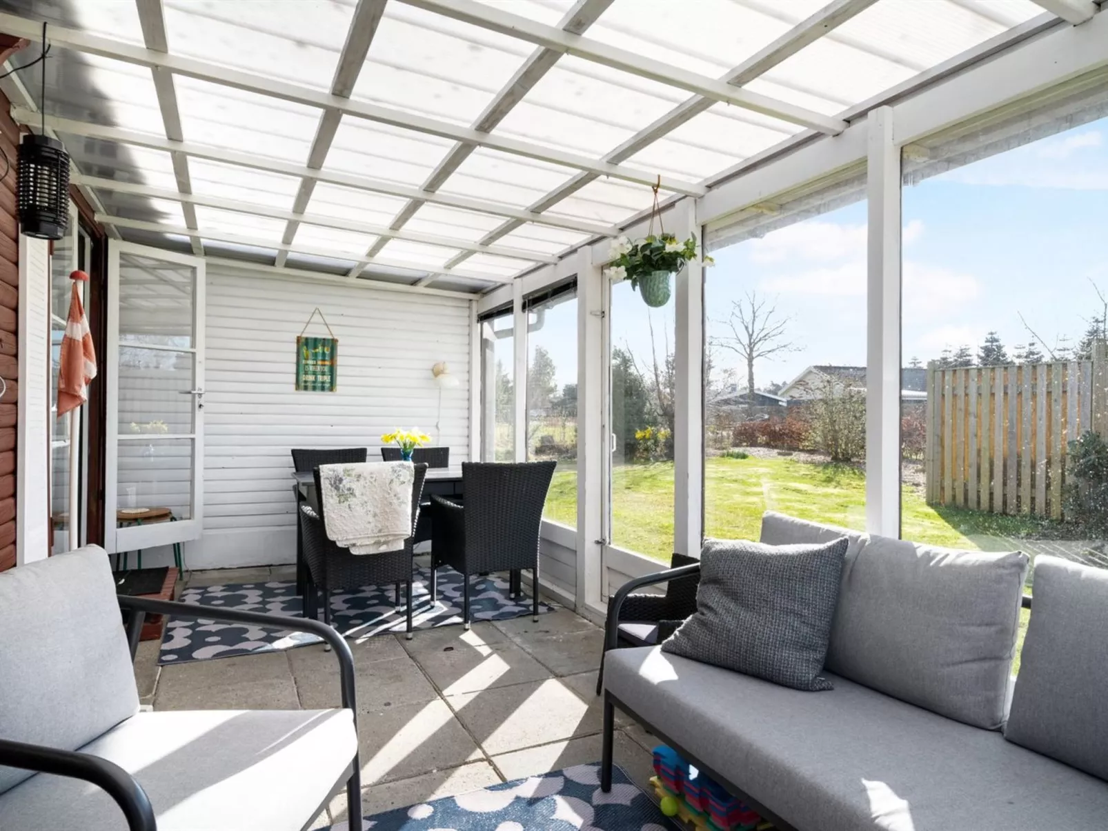 "Holte" - 750m from the sea-Drinnen