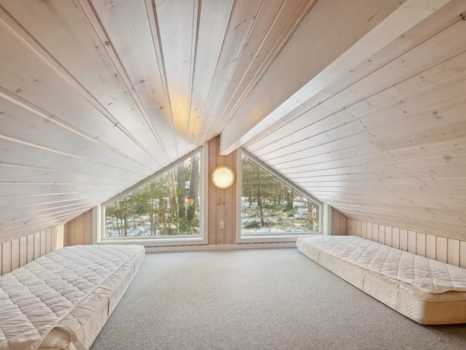 "Ellynor" - 600m from the sea-Inside