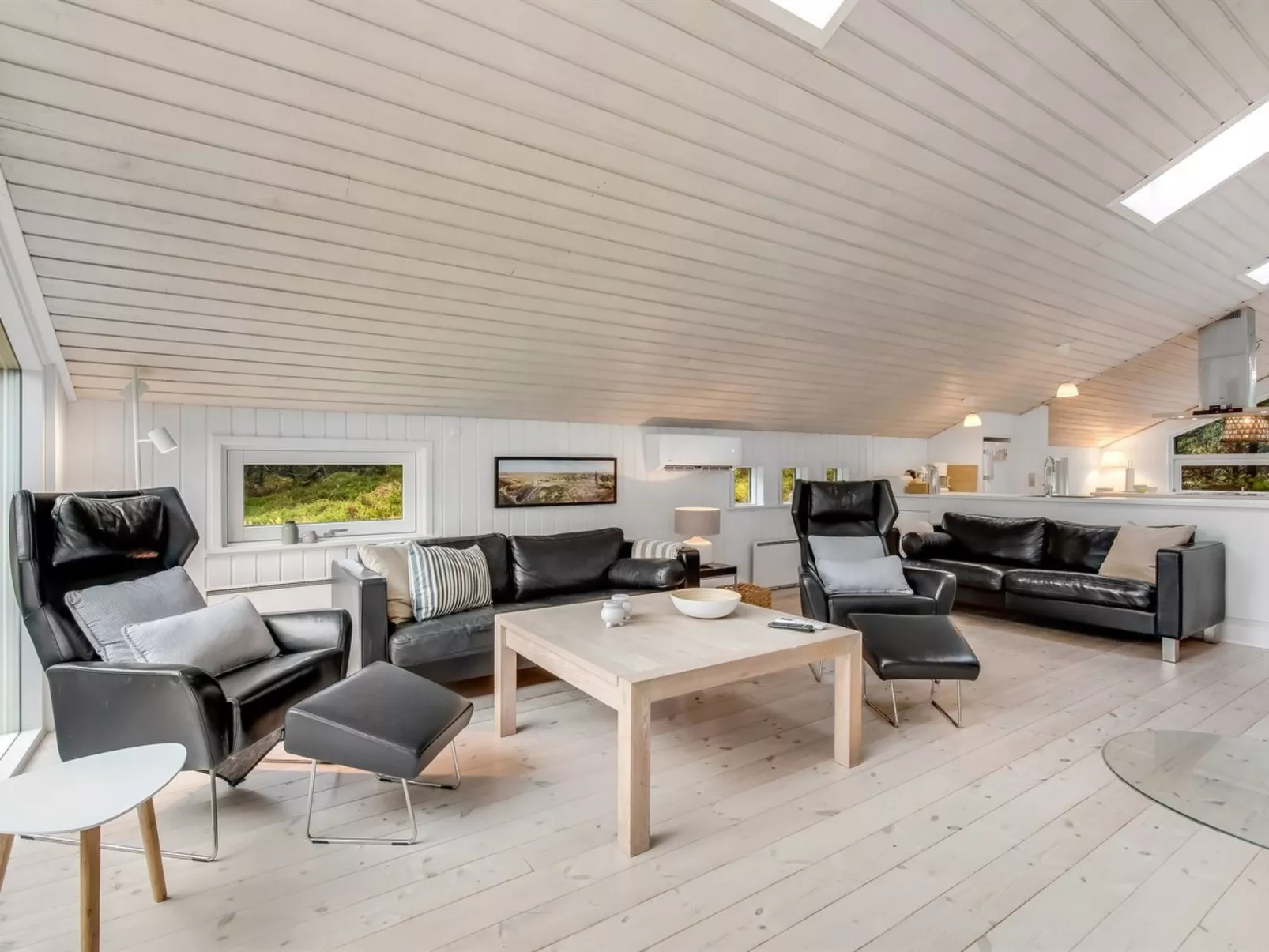 "Emila" - 2.2km from the sea-Drinnen