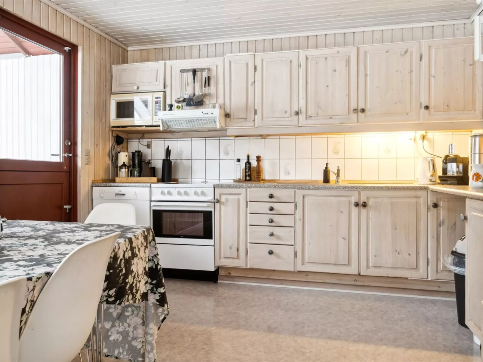 "Soti" - 350m from the sea-Inside