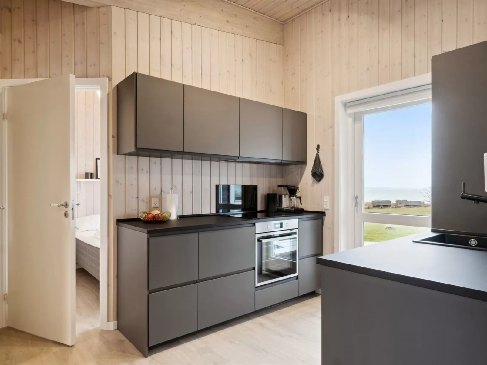 "Halvor" - 275m from the sea-Dedans