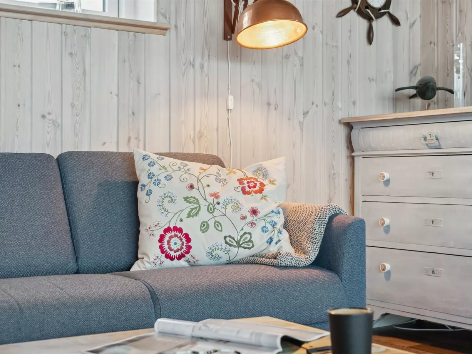 "Gyrid" - 150m from the sea-Inside