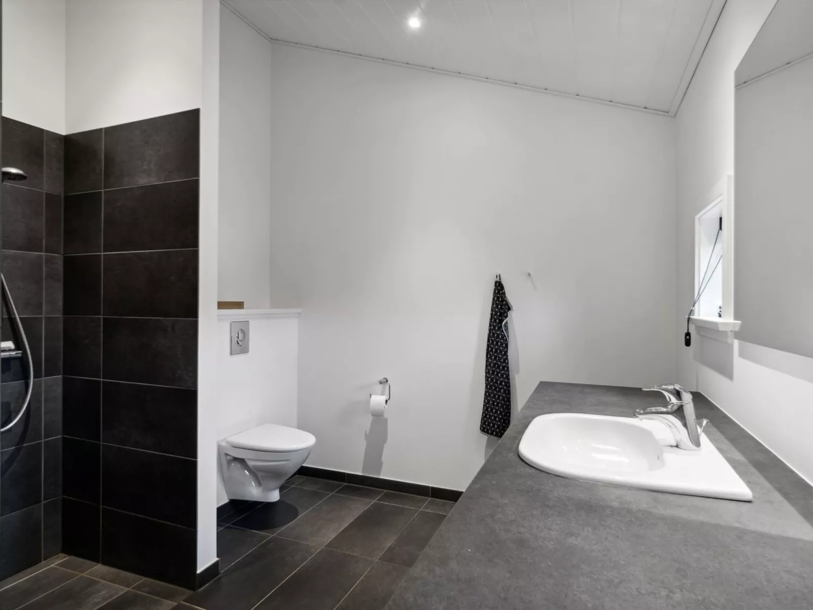 "Einette" - 100m from the sea-Inside