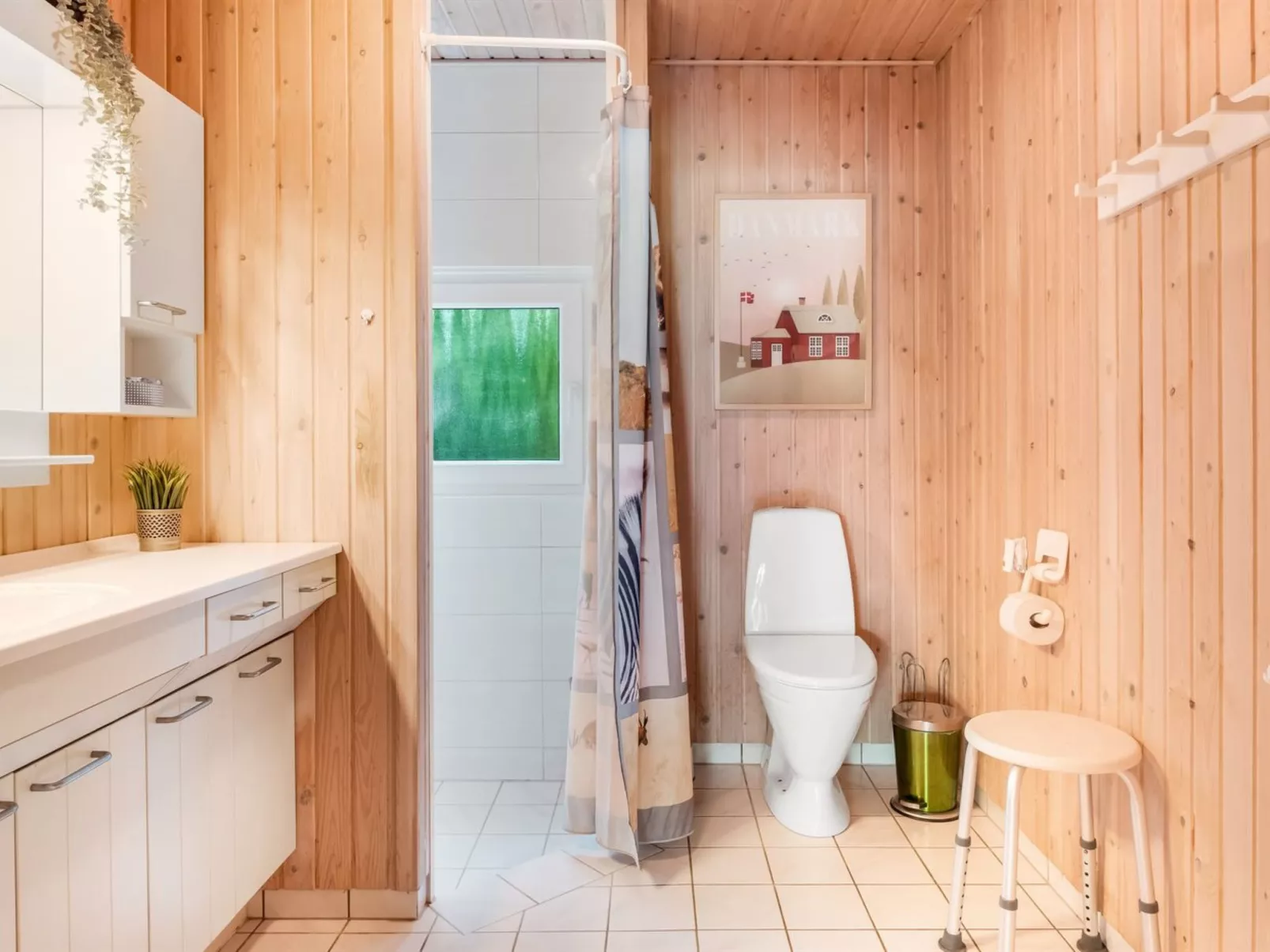 "Amela" - 30km from the sea-Drinnen