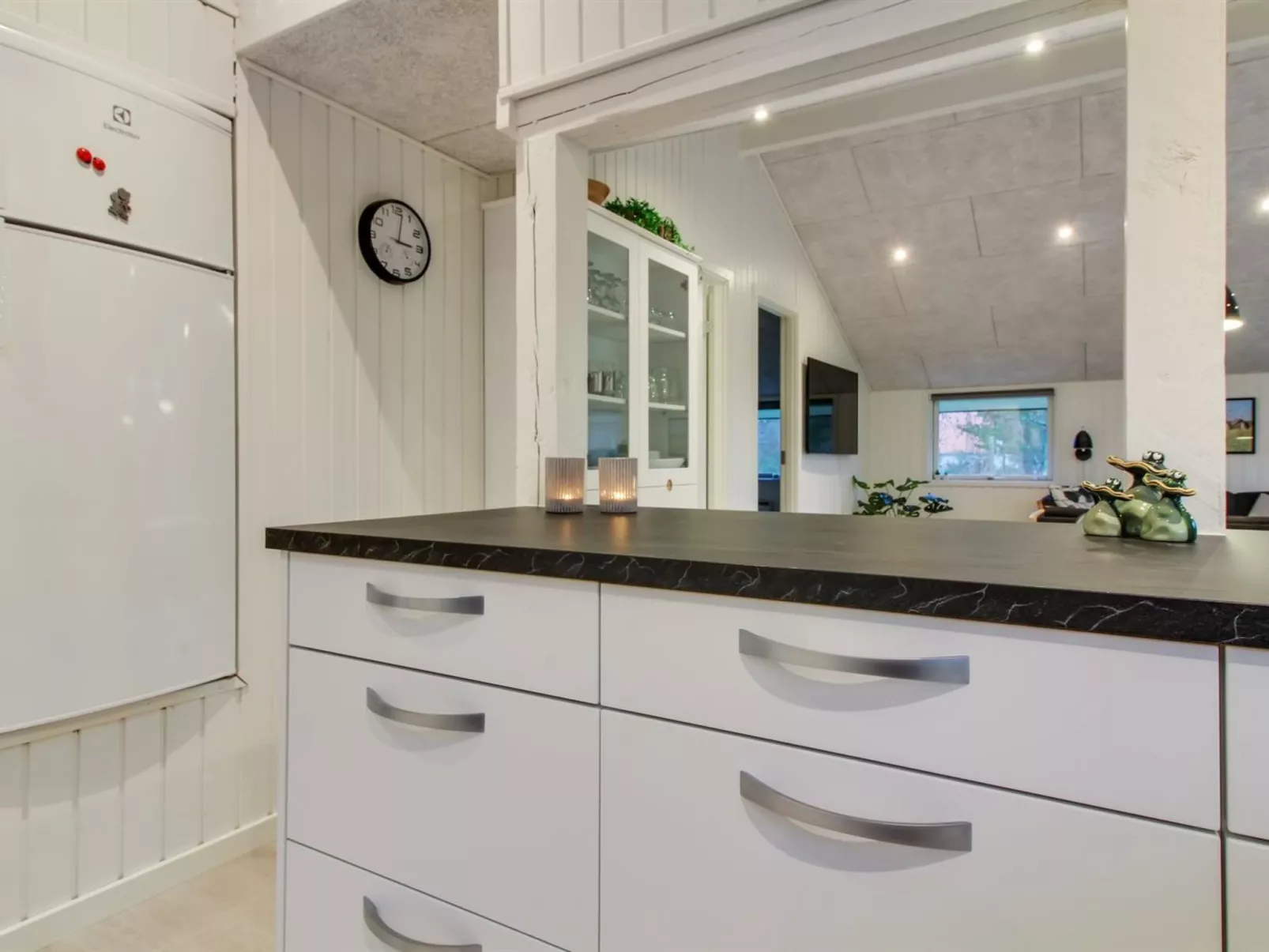 "Ria" - 250m from the sea-Inside